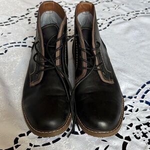 Elegant Black and Brown Chukka Boots